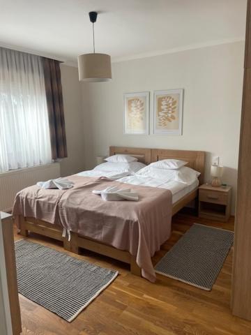 Alice Vendeghaz Bed & Breakfast Kalocsa Ngoại thất bức ảnh